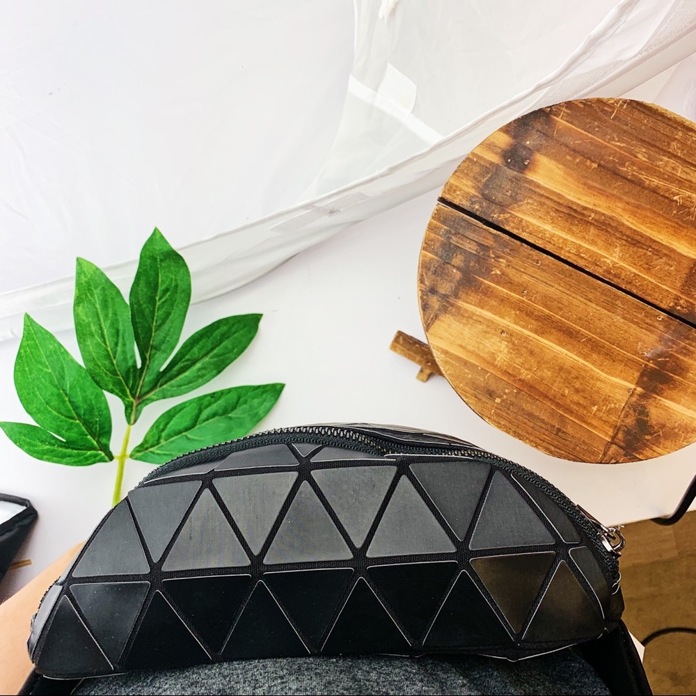 Black Geometric Fanny Pack /Belt Bag/ Satchel - Picture 7 of 8